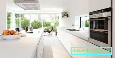 Cucina bianca all'interno