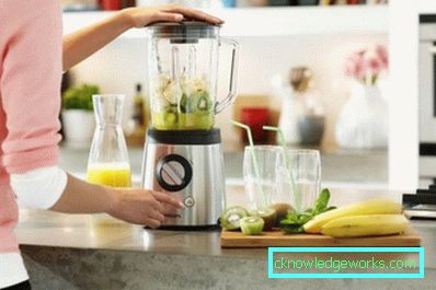 Blender con una ciotola Blender con una ciotola