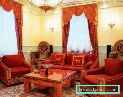 Tende bordeaux nell'interno del soggiorno: 50 idee fotografiche