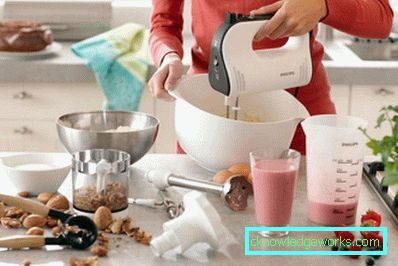 Cosa rende un frullatore diverso da un mixer? Cosa rende un frullatore diverso da un mixer?