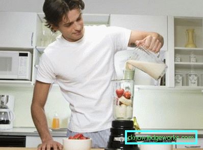 Cosa rende un frullatore diverso da un mixer? Cosa rende un frullatore diverso da un mixer?