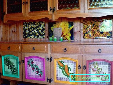 Decoupage mobili da cucina Decoupage mobili da cucina