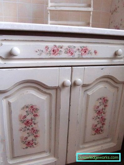 Decoupage mobili da cucina Decoupage mobili da cucina