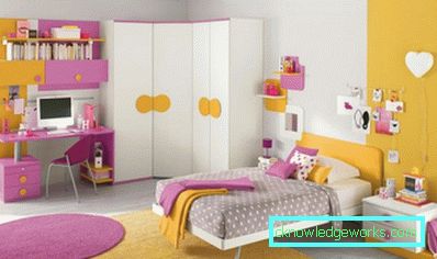 129 camere per ragazze