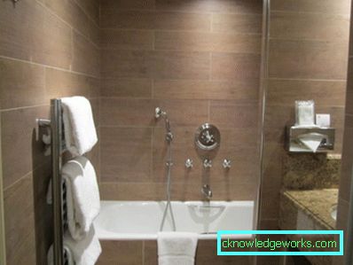 Gabinetto sotto il bagno - 84 foto di un elegante travestimento di armadi e scaffali