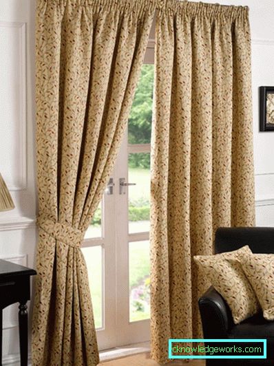 Tende gialle: un design accogliente e caldo (75 foto)