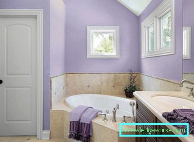 Bagno viola: una soluzione insolita per la progettazione dei colori