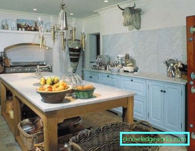Design della cucina con un'isola - caratteristiche