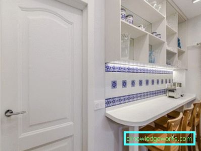Design della cucina combinato con il soggiorno