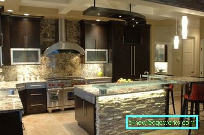 Design della cucina combinato con il soggiorno