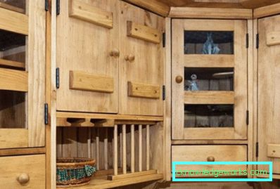 Piccola cucina ad angolo con un bar Piccola cucina ad angolo con un bar