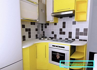 Progetta una piccola cucina di 7 quadrati. m con frigo Progetta una piccola cucina di 7 quadrati. m con frigo