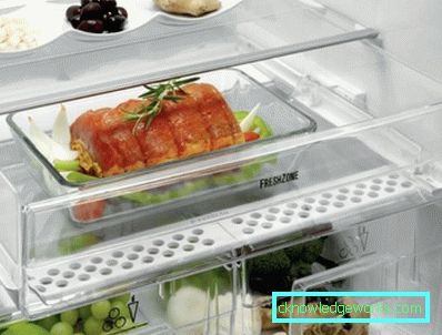 Frigorifero Electrolux a due camere con sistema No Frost Frigorifero Electrolux a due camere con sistema No Frost