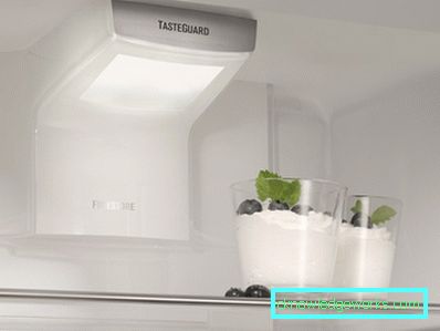 Frigorifero Electrolux a due camere con sistema No Frost Frigorifero Electrolux a due comparti con sistema No Frost