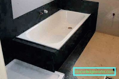 Bagno impermeabilizzante sotto le piastrelle