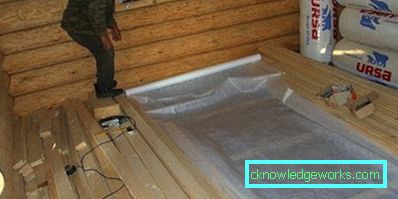 Bagno impermeabilizzante sotto le piastrelle