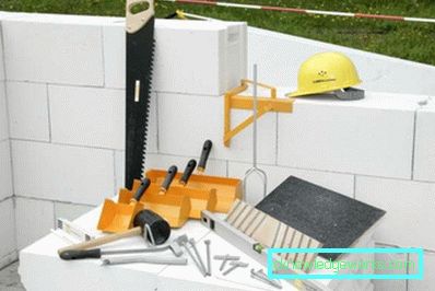 Colla per blocchi di silicato di gas: come scegliere e come usare? Colla per blocchi di silicato di gas: come scegliere e come usare?