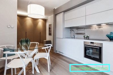 288-Tavola rotonda in cucina - accogliente