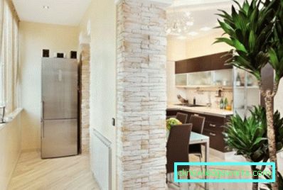 Cucina sul balcone o loggia