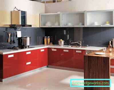 Armadi da cucina Armadi da cucina