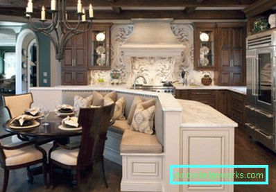 Armadi da cucina Armadi da cucina
