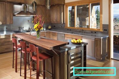 Cucina con un bar Cucina con un bar