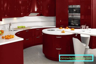Cucina con un bar Cucina con un bar