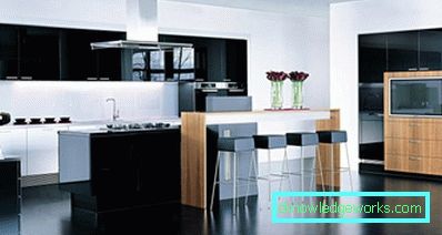 Cucina con un bar Cucina con un bar