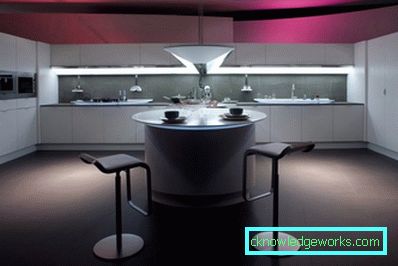 Cucina con un bar Cucina con un bar