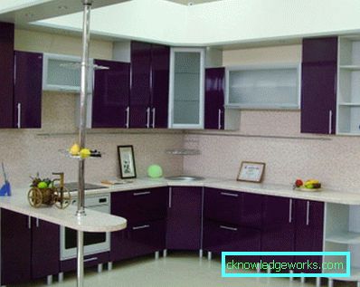 Cucina con un bar Cucina con un bar