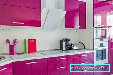 Armadi da cucina Armadi da cucina