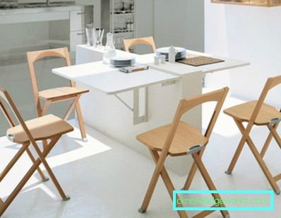 Tavoli da pranzo e sedie per la cucina Tavoli da pranzo e sedie per la cucina