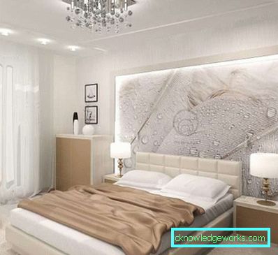 Carta da parati nella camera da letto con mobili chiari - foto interna Carta da parati nella camera da letto con mobili chiari - foto interna