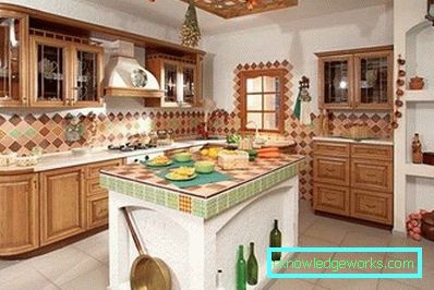 Decorazione della parete in cucina - opzioni di design