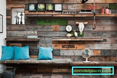 Decorazione murale nel corridoio con laminato - foto design