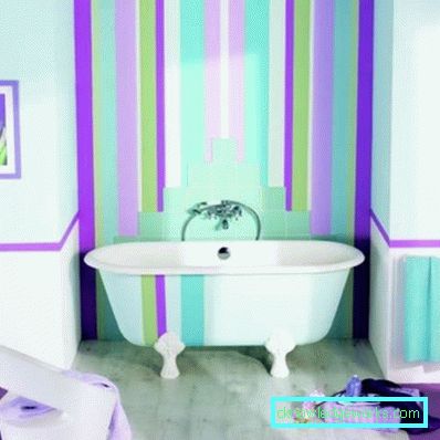 Dipingere le pareti del bagno invece delle piastrelle