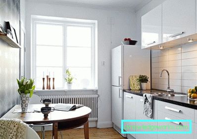 Progetto di cucina con disposizione dei mobili Progetto di cucina con disposizione dei mobili