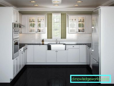 Progetto di cucina con disposizione dei mobili Progetto di cucina con disposizione dei mobili