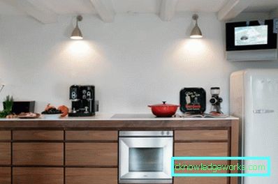 Dimensioni di un frigorifero a due porte Dimensioni di un frigorifero a due porte
