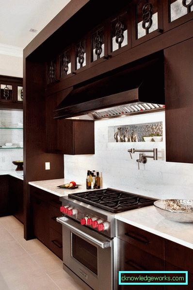 Armadi da cucina Armadi da cucina