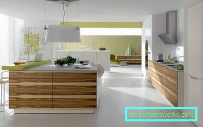 Armadi da cucina Armadi da cucina
