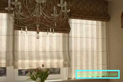 Tende romane nella camera da letto - foto di interni