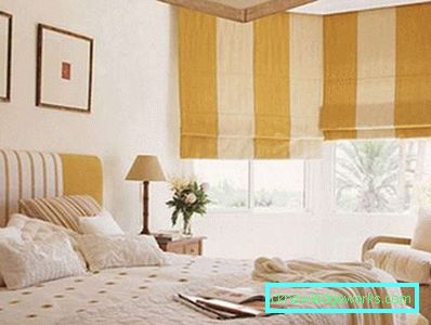 Tende romane nella camera da letto - foto di interni