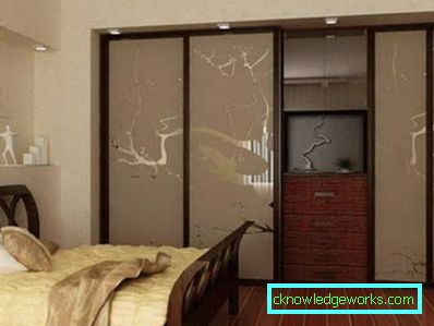 Armadio scorrevole in una camera da letto - una foto degli interni e la scelta del modello di un caso Armadio scorrevole in una camera da letto - una foto degli interni e la scelta del modello di un caso