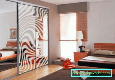 Armadio scorrevole in una camera da letto - una foto degli interni e la scelta del modello di un caso Armadio scorrevole in una camera da letto - una foto degli interni e la scelta del modello di un caso