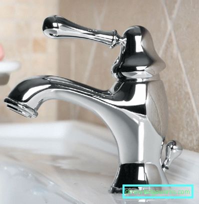Rubinetti stile retrò: un vecchio alla moda in bagno Rubinetti stile retrò: un vecchio alla moda in bagno