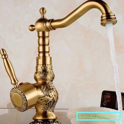 Rubinetti stile retrò: un vecchio alla moda in bagno Rubinetti stile retrò: un vecchio alla moda in bagno