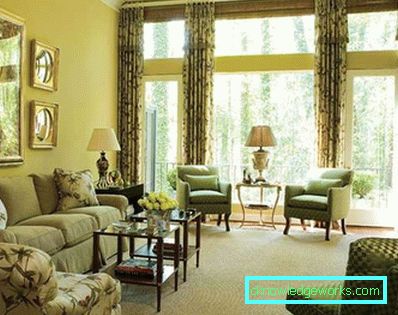 La combinazione di colori all'interno del soggiorno - esempi di tendenze della moda nella foto