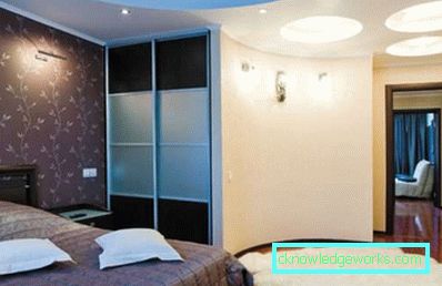 Camera da letto con spogliatoio - foto degli interni Camera da letto con spogliatoio - foto degli interni