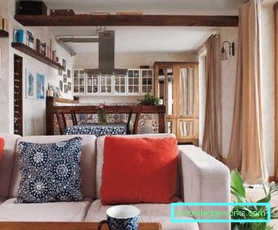 Stile mediterraneo all'interno della cucina